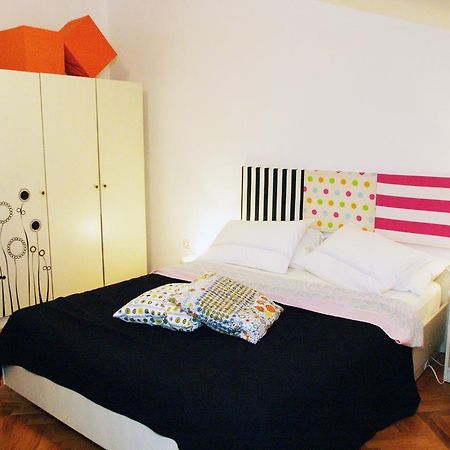 Family Friendly Apartments Pula Kamer foto